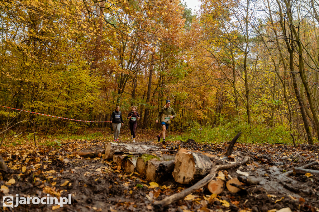 Deszcz, wiatr i adrenalina – tak wyglądał OCROBERFOREST RUN 2025 w Jarocinie