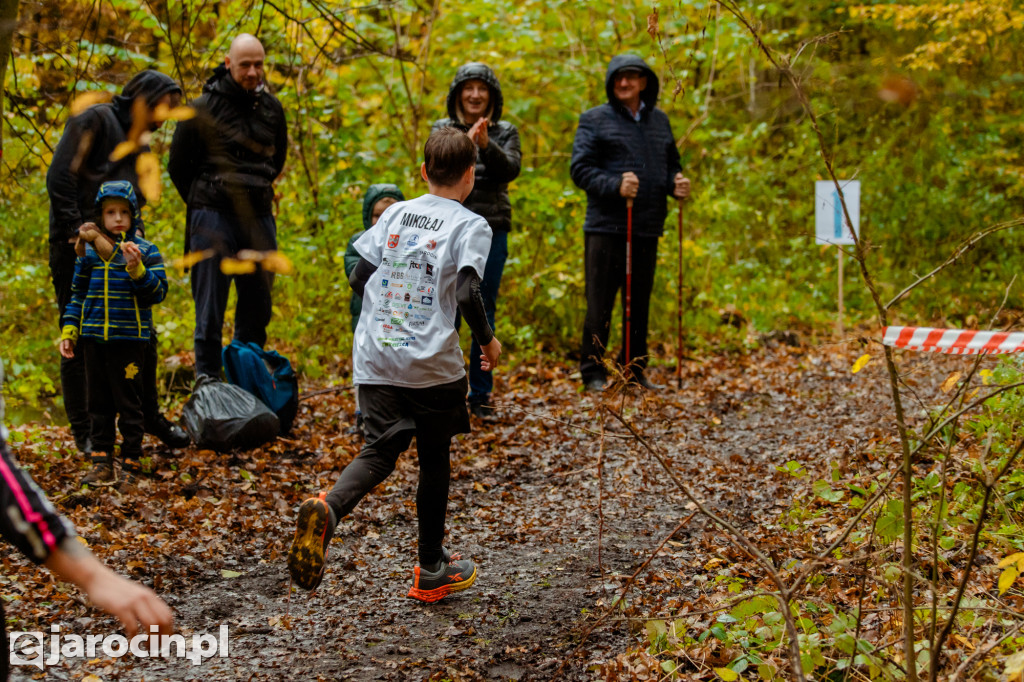 Deszcz, wiatr i adrenalina – tak wyglądał OCROBERFOREST RUN 2025 w Jarocinie