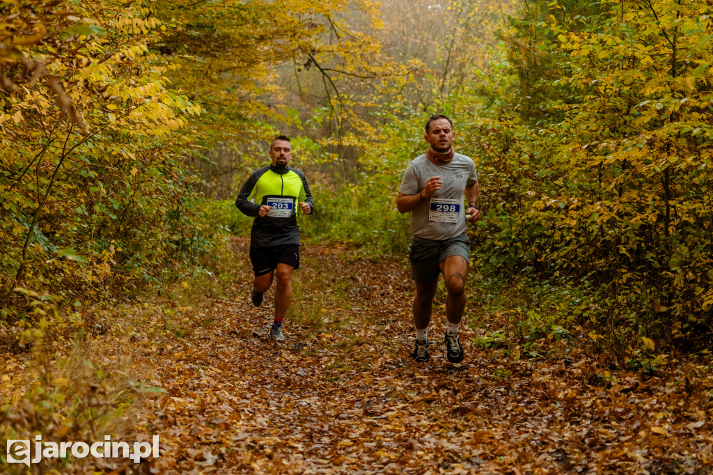 Deszcz, wiatr i adrenalina – tak wyglądał OCROBERFOREST RUN 2025 w Jarocinie