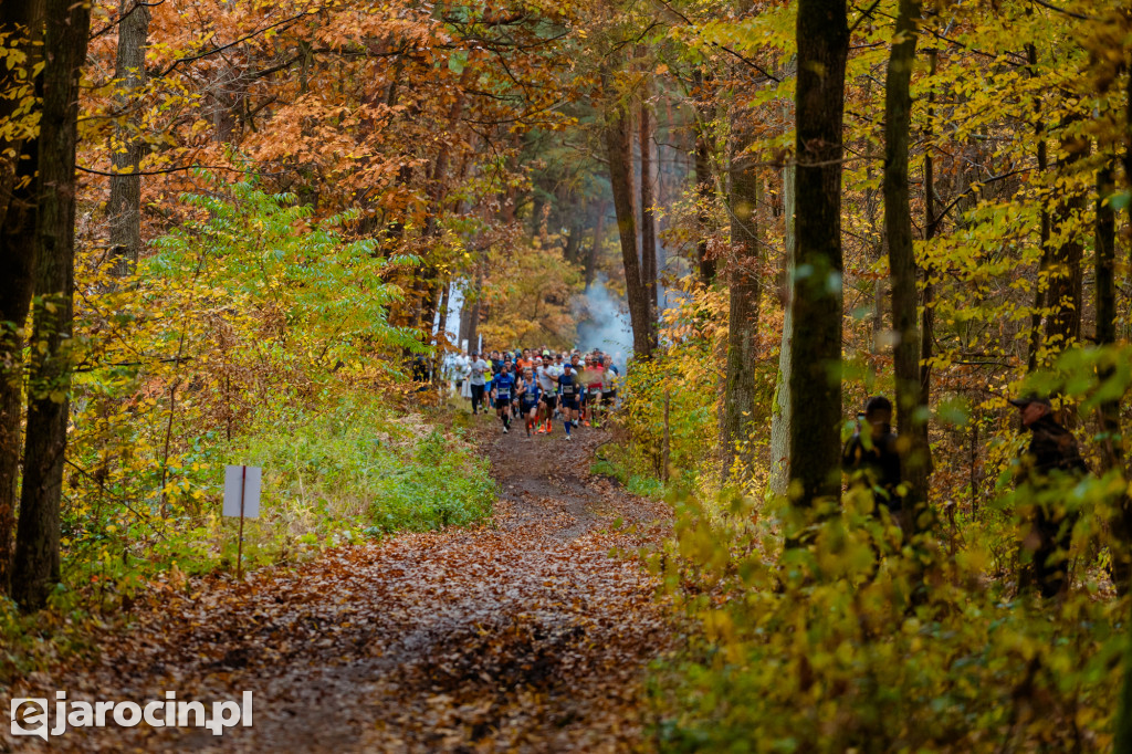 Deszcz, wiatr i adrenalina – tak wyglądał OCROBERFOREST RUN 2025 w Jarocinie