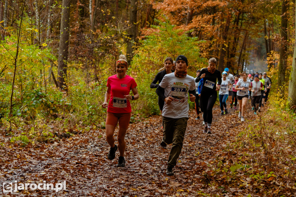 Deszcz, wiatr i adrenalina – tak wyglądał OCROBERFOREST RUN 2025 w Jarocinie