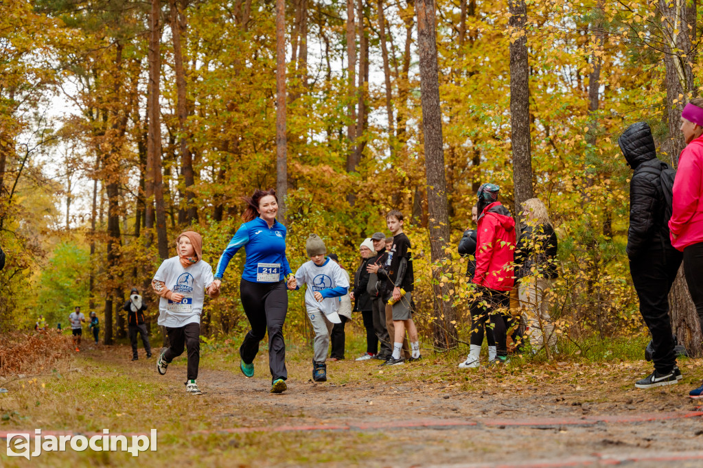 Deszcz, wiatr i adrenalina – tak wyglądał OCROBERFOREST RUN 2025 w Jarocinie
