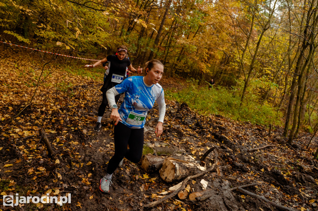 Deszcz, wiatr i adrenalina – tak wyglądał OCROBERFOREST RUN 2025 w Jarocinie