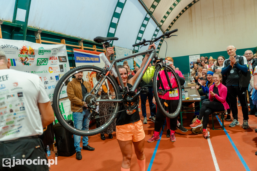 Deszcz, wiatr i adrenalina – tak wyglądał OCROBERFOREST RUN 2025 w Jarocinie