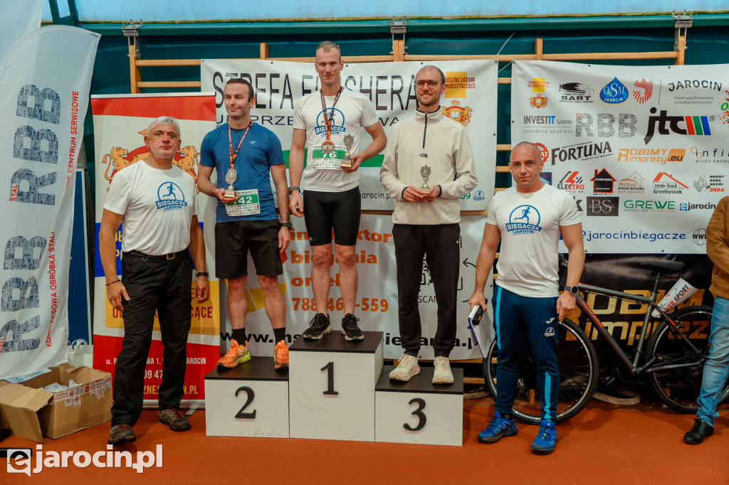 Deszcz, wiatr i adrenalina – tak wyglądał OCROBERFOREST RUN 2025 w Jarocinie