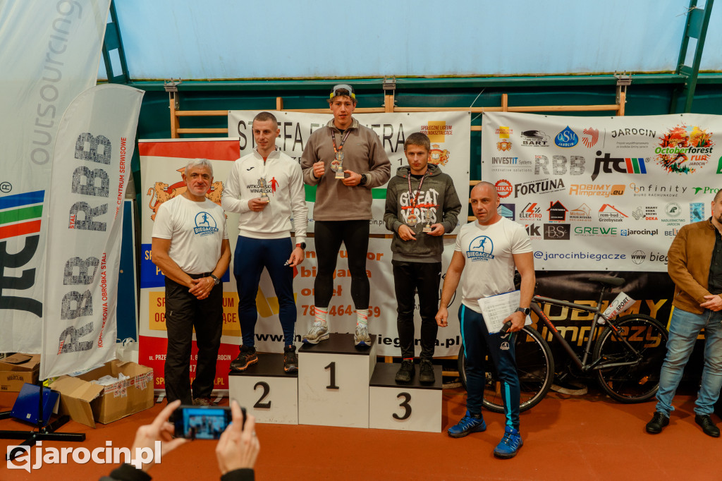 Deszcz, wiatr i adrenalina – tak wyglądał OCROBERFOREST RUN 2025 w Jarocinie
