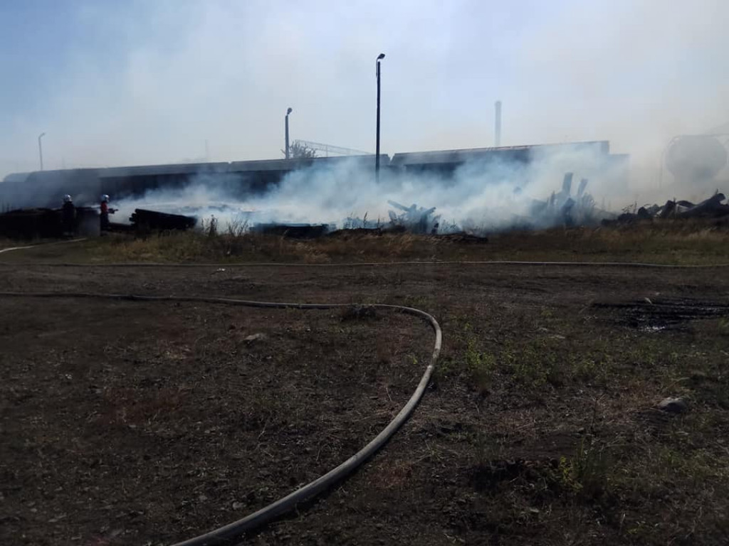 Pożar podkładów kolejowych