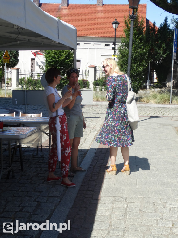 Tropikalny raj dla czytelników przy Gołębiej