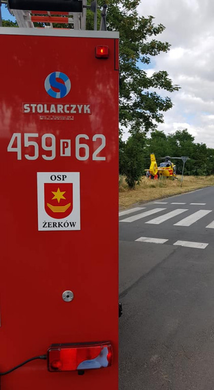 Lądowanie śmigłowca LPR w Żerkowie