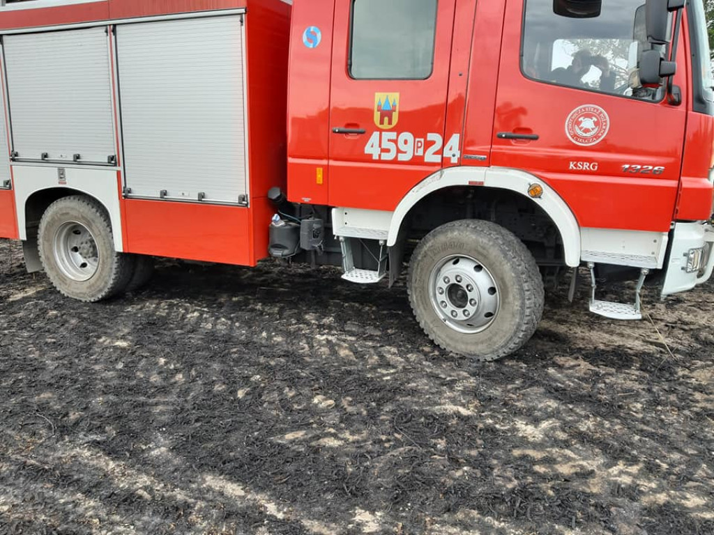 Pożar zboża na pniu w Jadwigowie