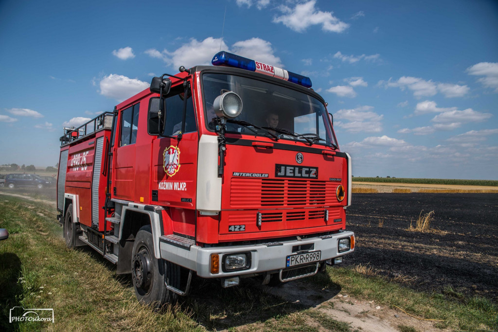 Pożar zboża w miejscowości Dzielice