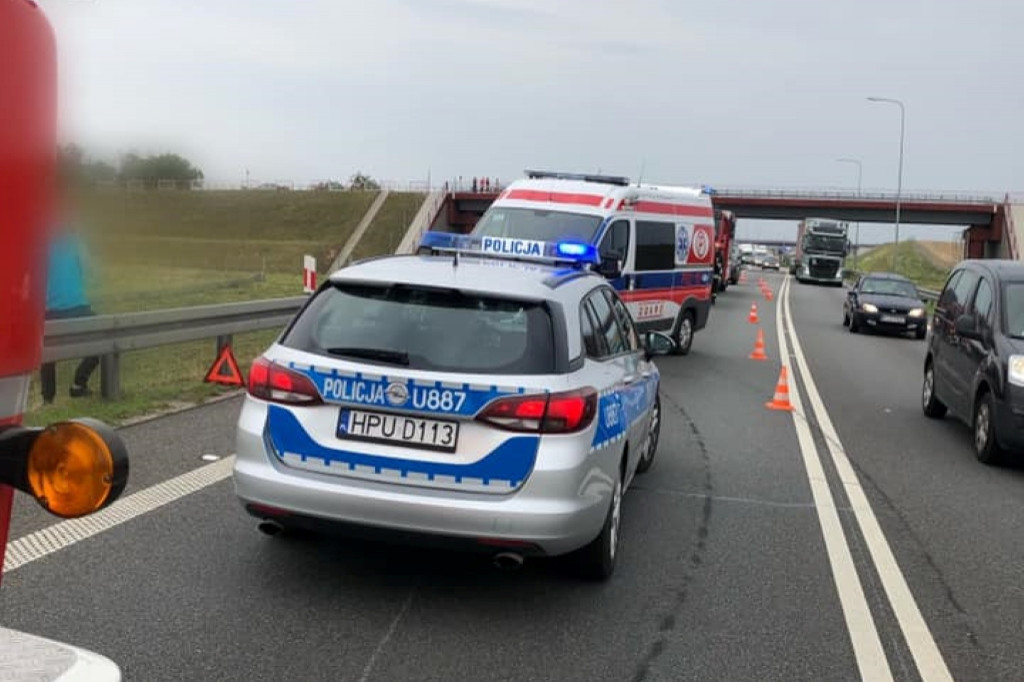 Audi roztrzaskane na obwodnicy
