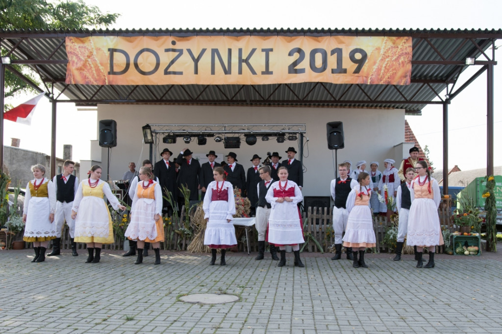 Otwarcie ulicy, SUW i dożynki w Potarzycy