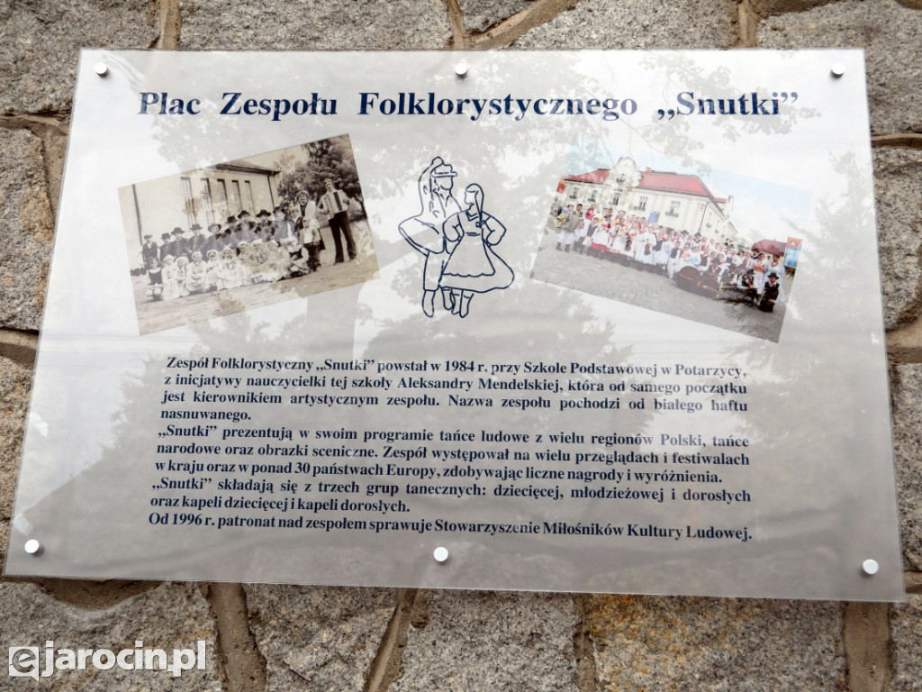 Zespół Snutki z własnym placem
