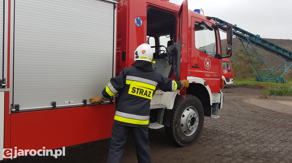 Akcja strażaków na terenie ZGO-WCR