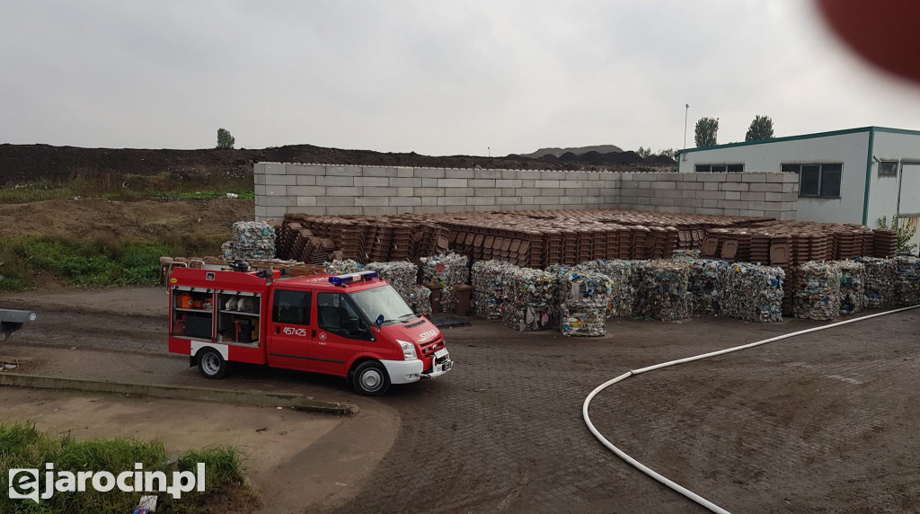 Akcja strażaków na terenie ZGO-WCR