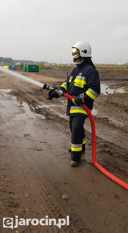 Akcja strażaków na terenie ZGO-WCR