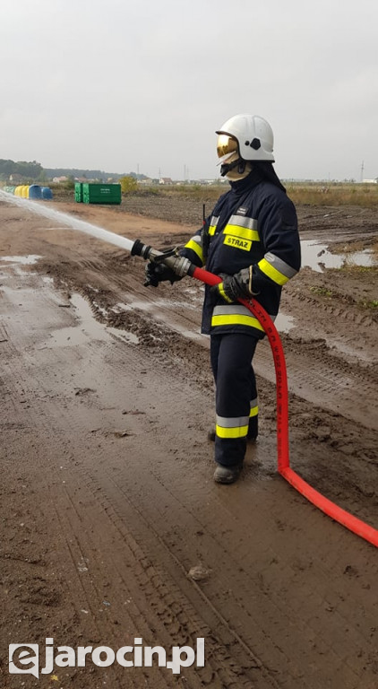 Akcja strażaków na terenie ZGO-WCR