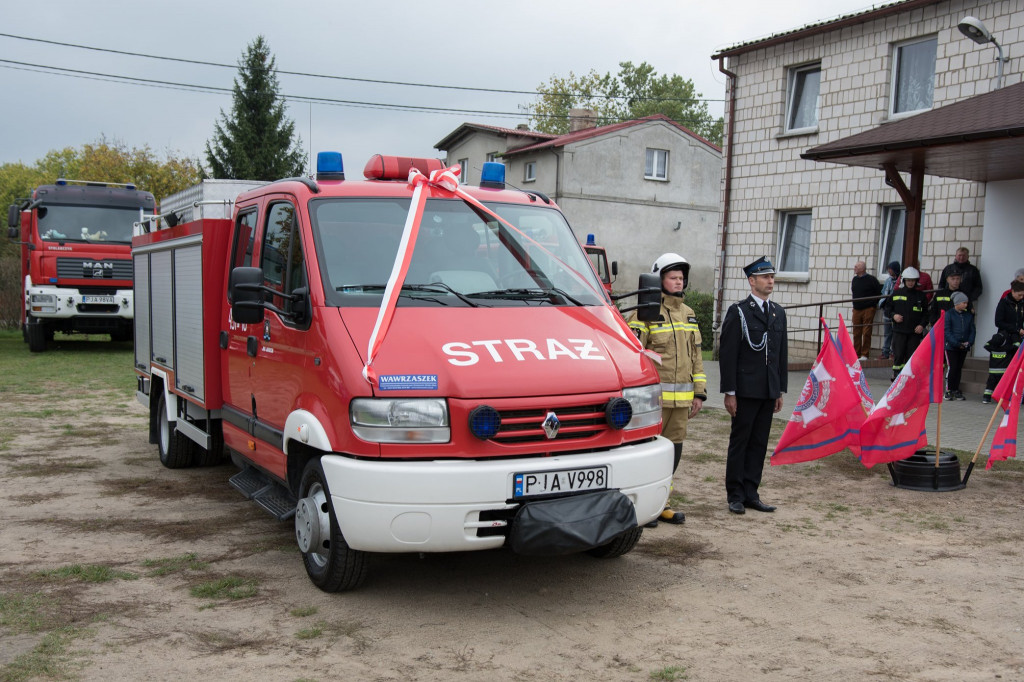 Przekazanie samochodu OSP Radlin