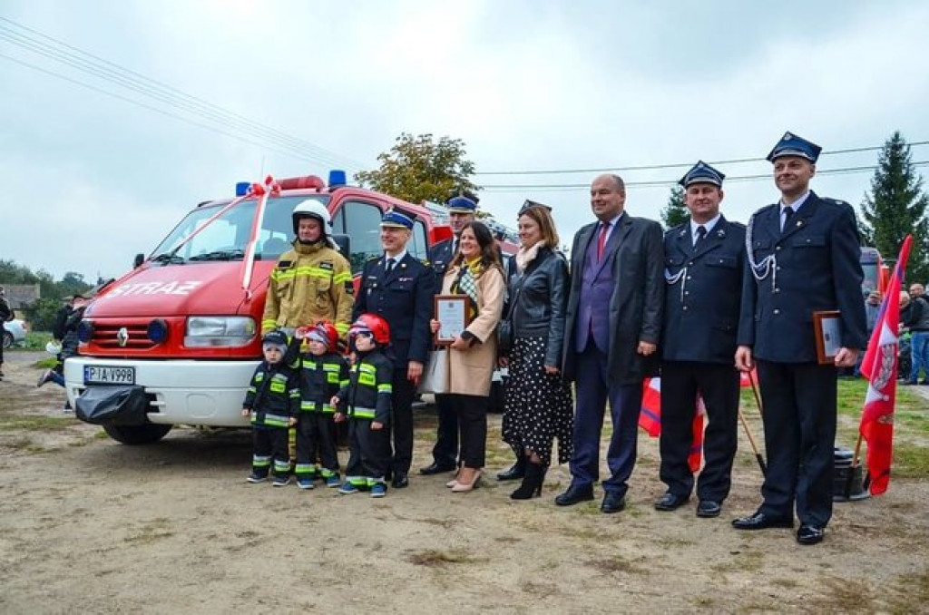 Przekazanie samochodu OSP Radlin