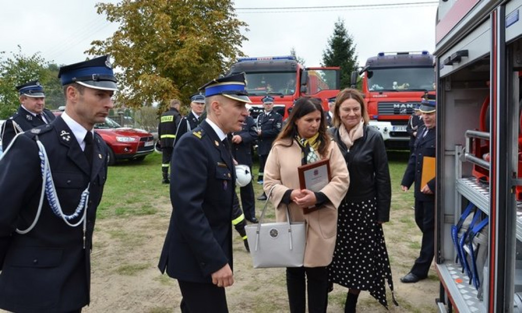 Przekazanie samochodu OSP Radlin