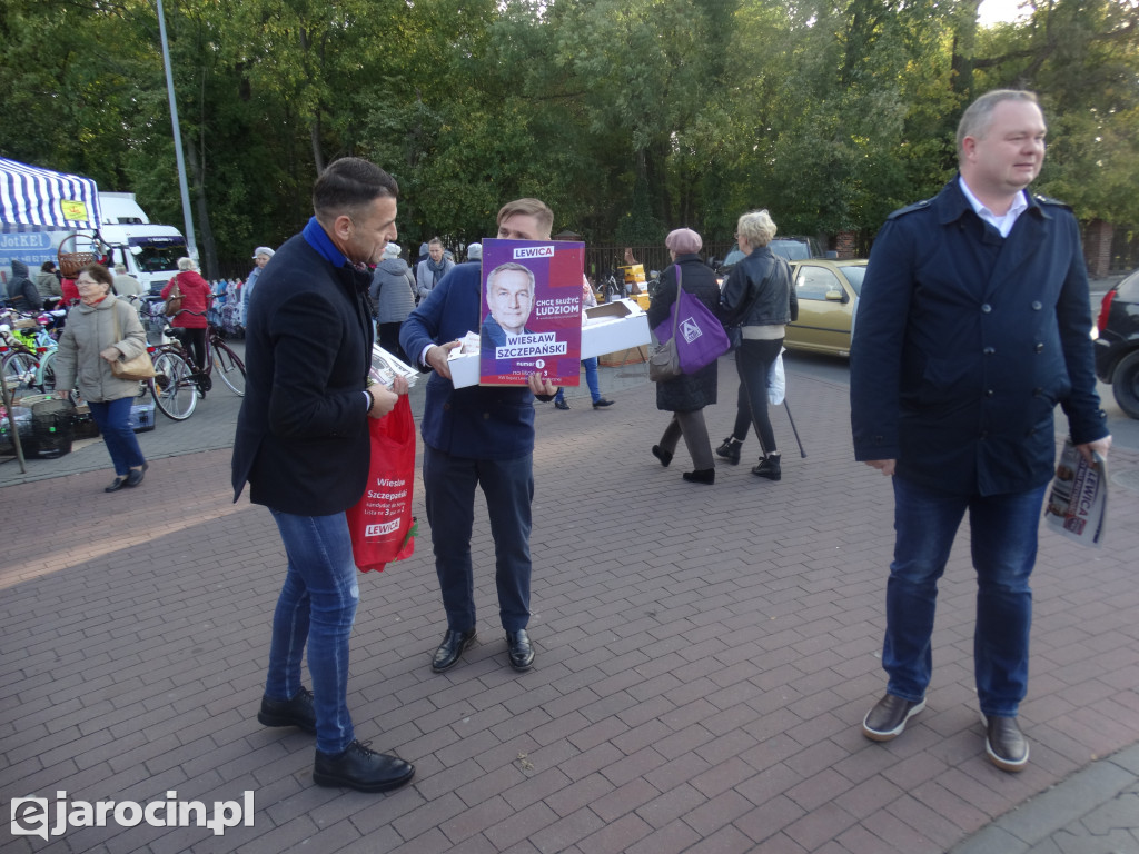 Kandydaci Lewicy na targowisku