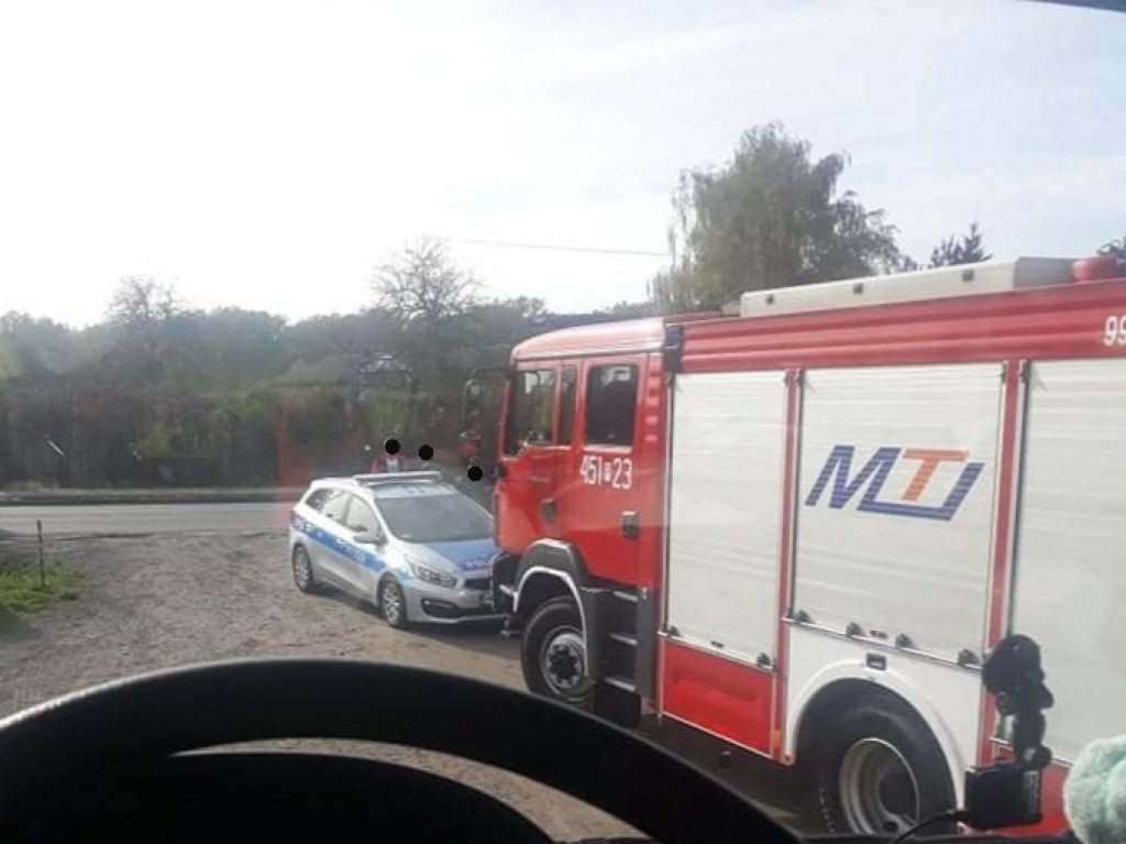 Kolizja i dachowanie w Witaszyczkach