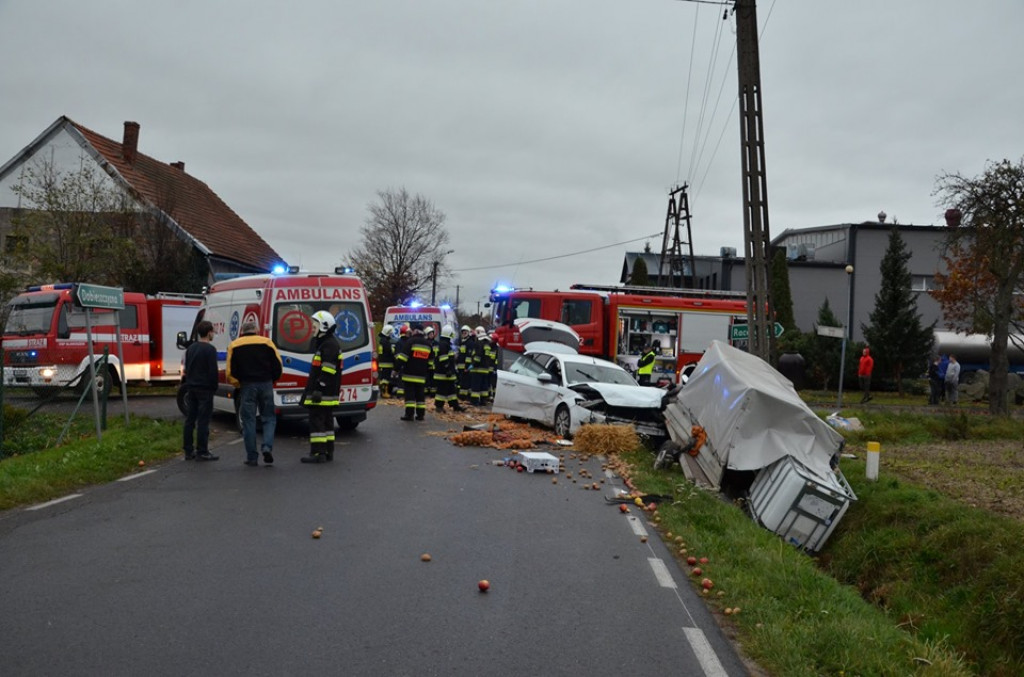 Wypadek na skrzyżowaniu w Parzewie