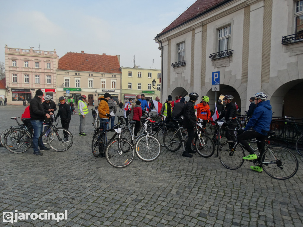 Sztafetowy rajd rowerowy dla Niepodległej