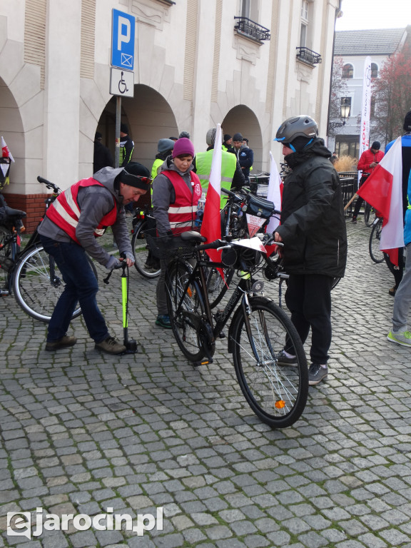 Sztafetowy rajd rowerowy dla Niepodległej