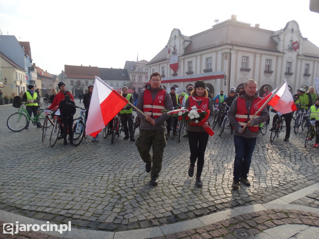 Sztafetowy rajd rowerowy dla Niepodległej