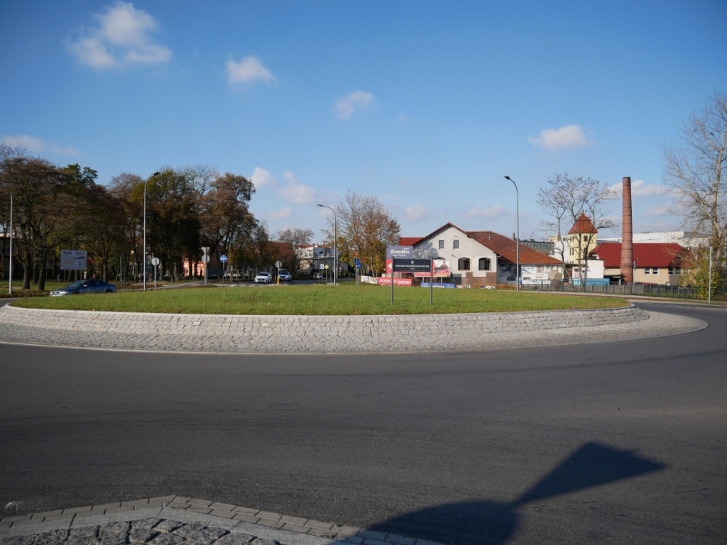 Nowe tablice z nazwami rond