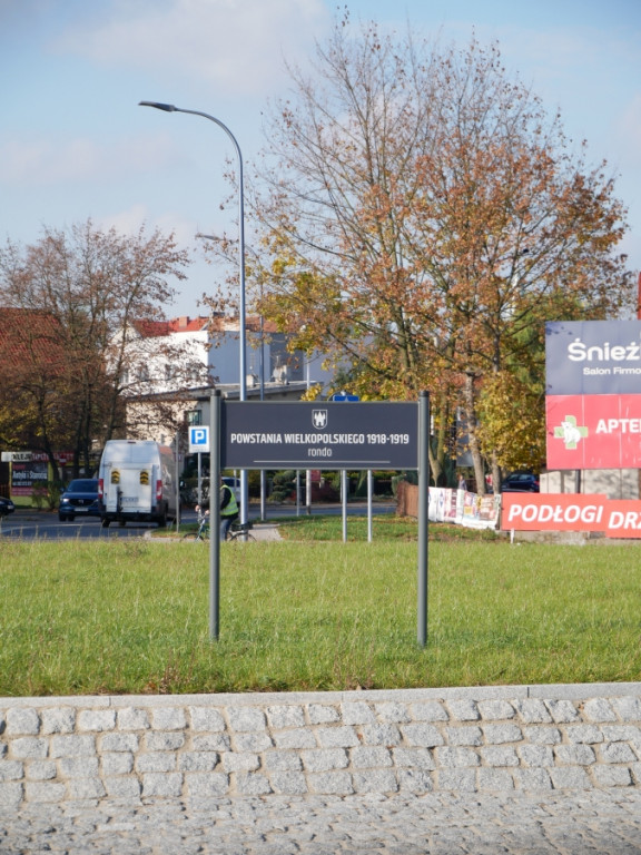 Nowe tablice z nazwami rond