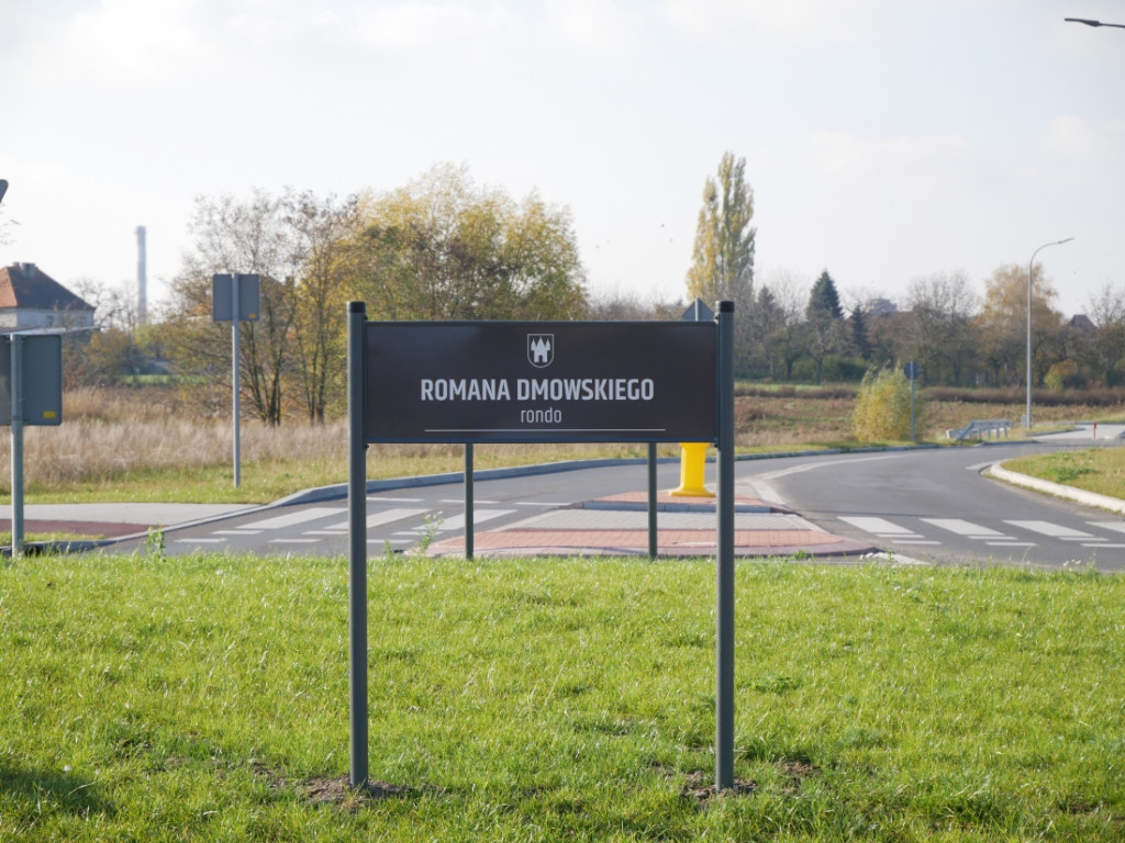 Nowe tablice z nazwami rond