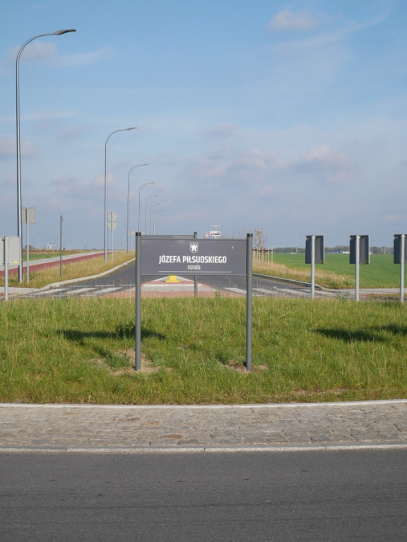 Nowe tablice z nazwami rond