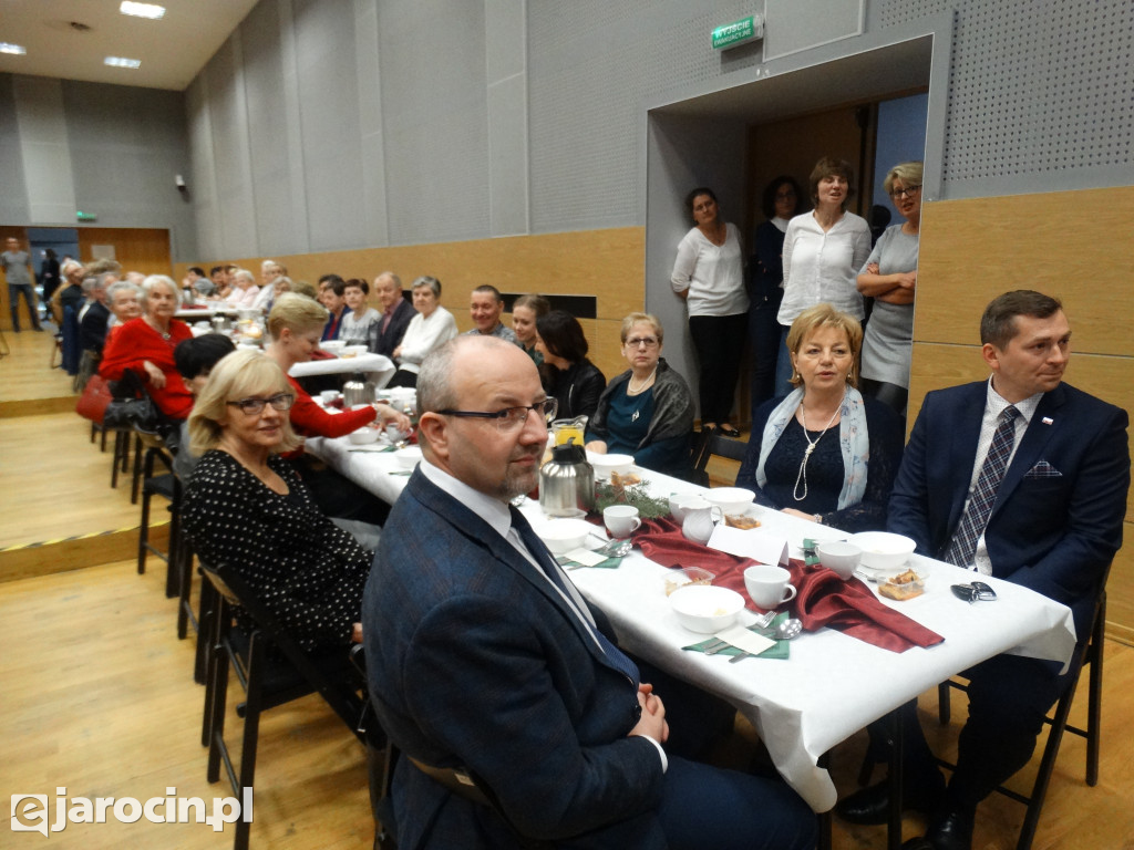Wigilia dla osób starszych i samotnych w Jarocinie