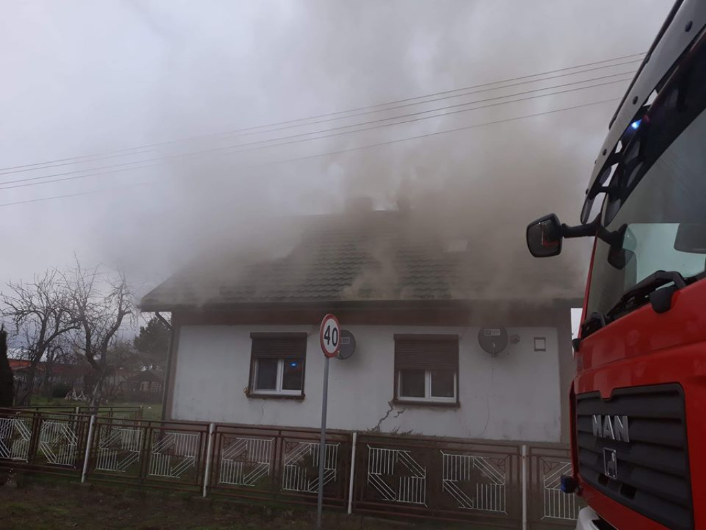 Pożar w domu jednorodzinnym w Witaszycach