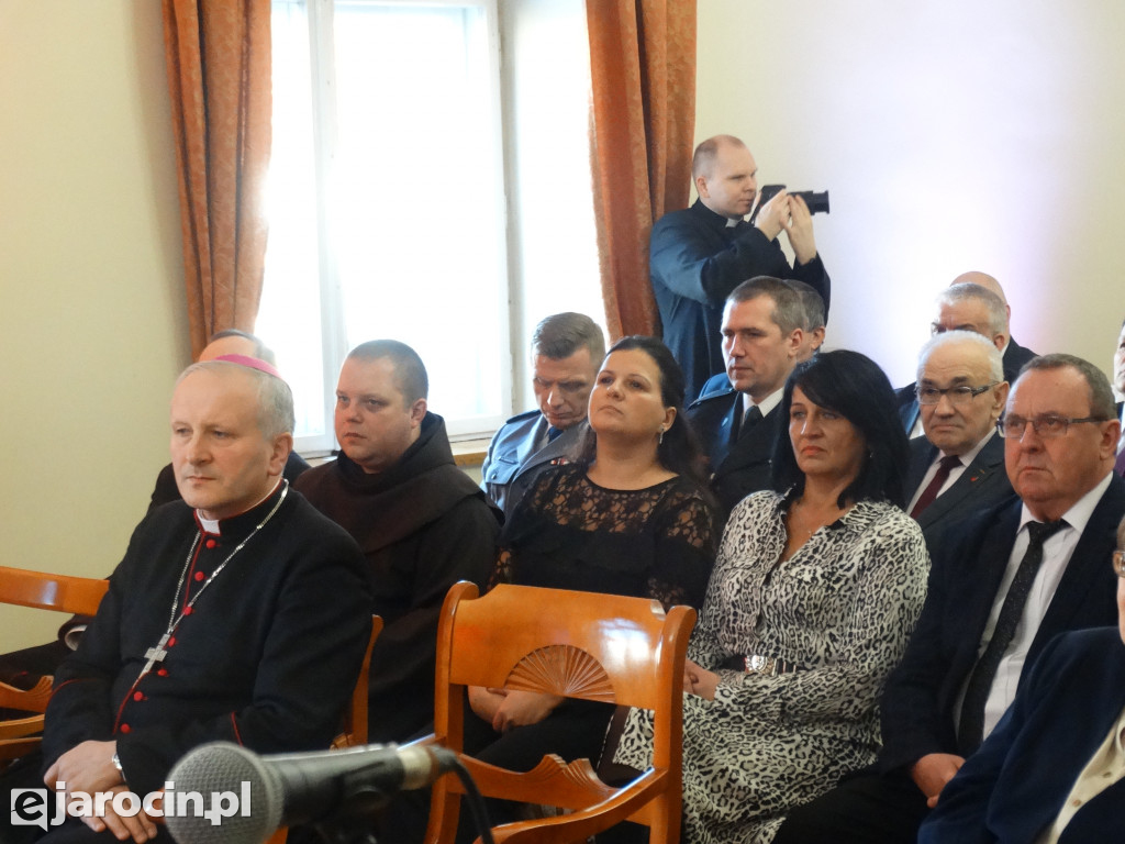 Spotkanie opłatkowe z biskupem w Jarocinie