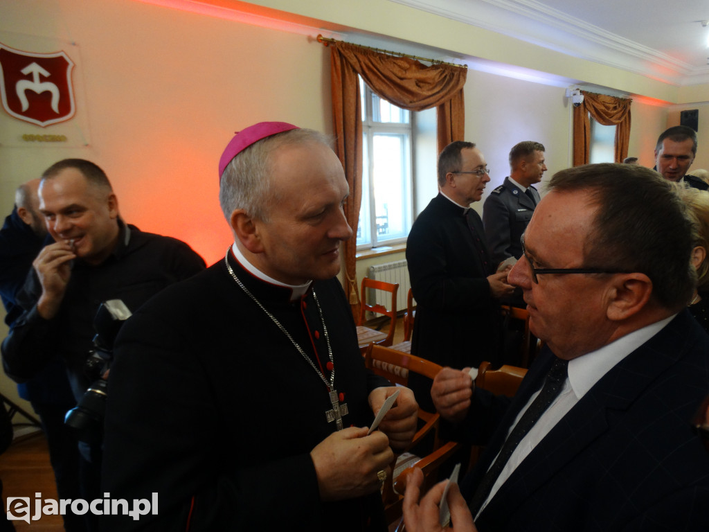 Spotkanie opłatkowe z biskupem w Jarocinie