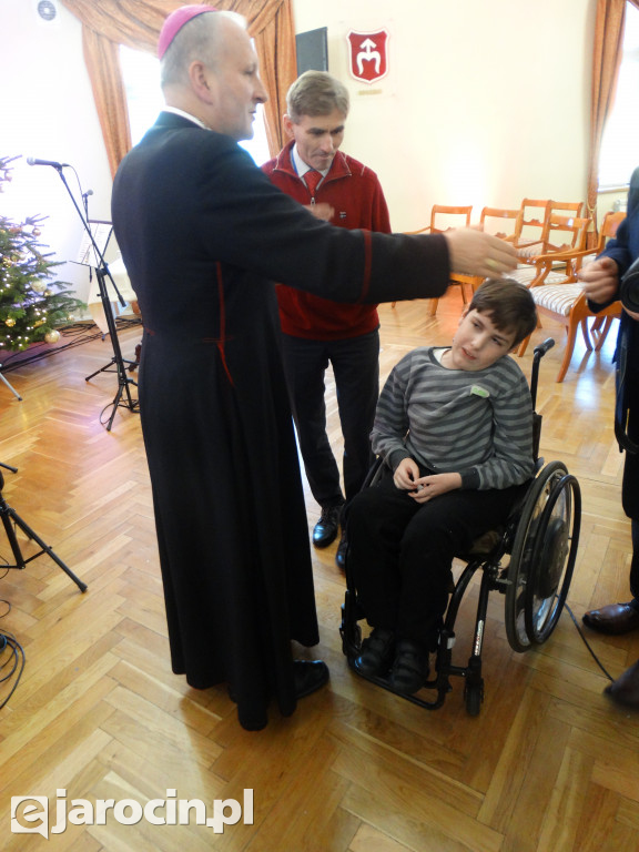 Spotkanie opłatkowe z biskupem w Jarocinie
