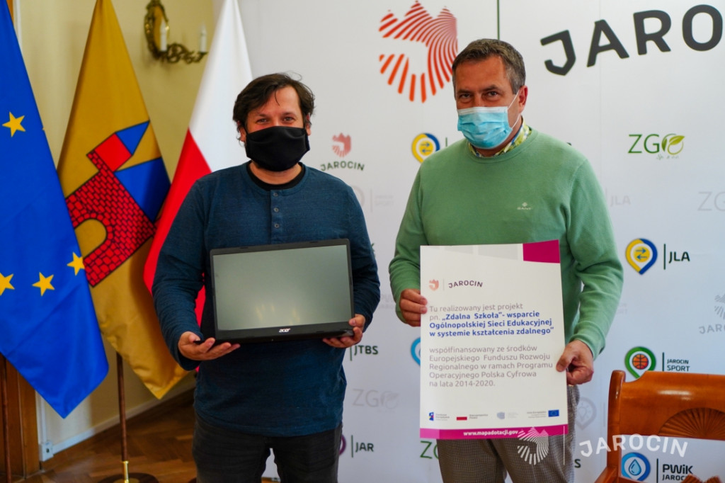 Laptopy dla uczniów jarocińskich szkół
