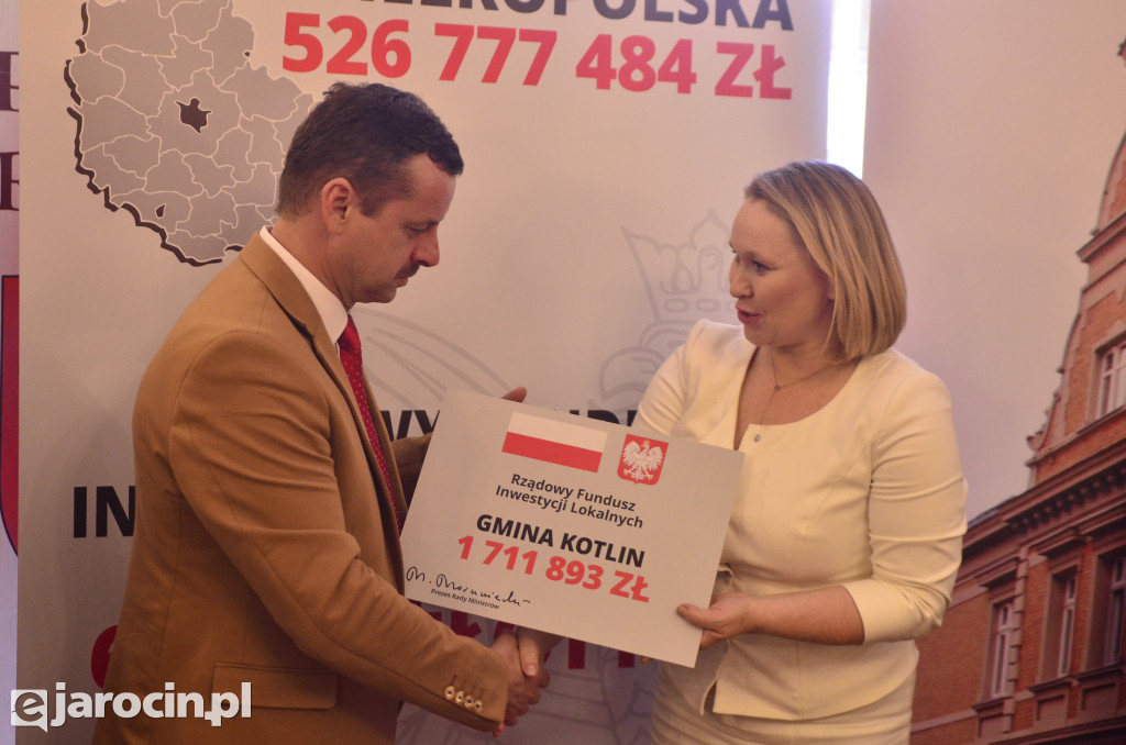 Rządowe pieniądze dla samorządów. Także w powiecie jarocińskim