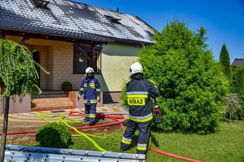 Pożar poddasza w Łowęcicach