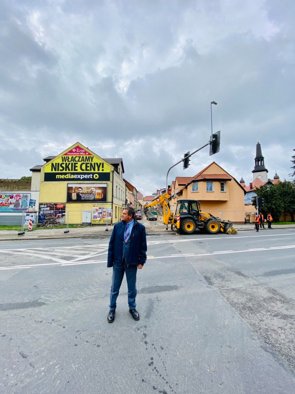 Nowe rondo w centrum Jarocina już powstaje