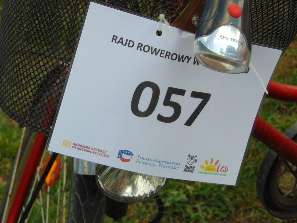 136 osób i 14 km na rowerach