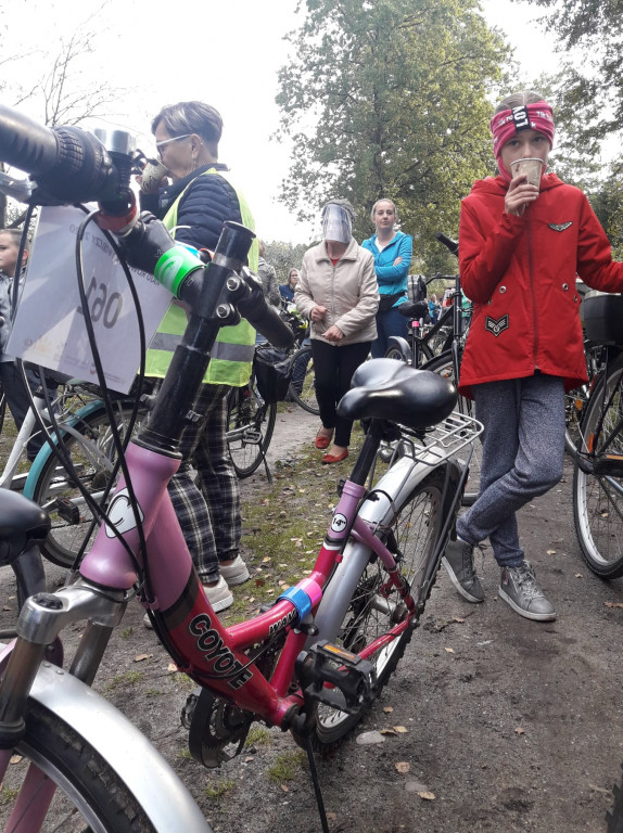 136 osób i 14 km na rowerach