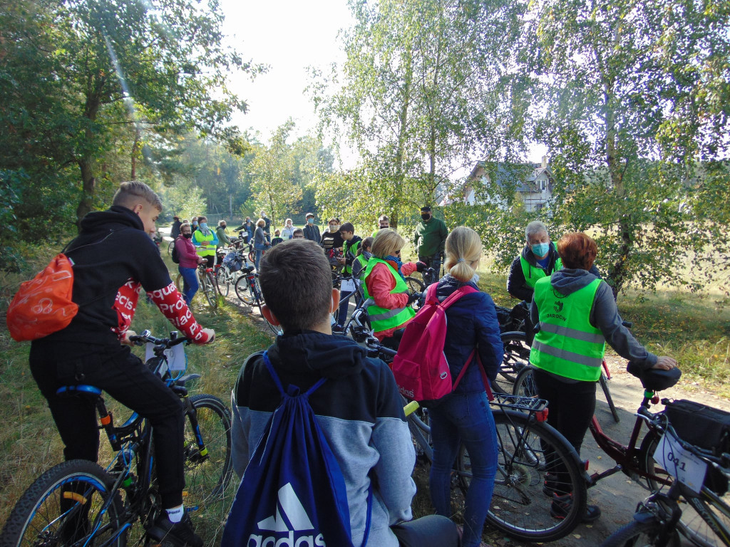 136 osób i 14 km na rowerach