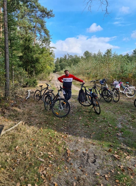 136 osób i 14 km na rowerach
