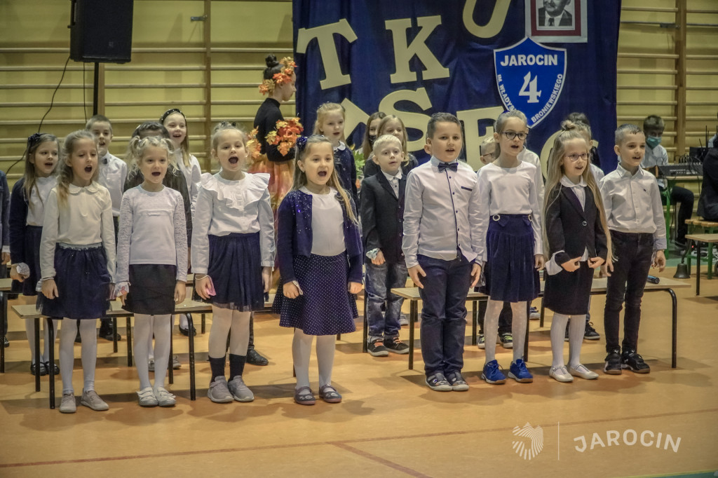 Ślubowanie pierwszoklasistów z ZS nr 4 w Jarocinie