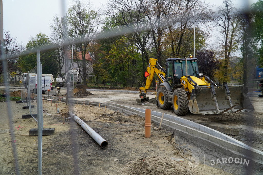 Nowe rondo w centrum Jarocina już powstaje